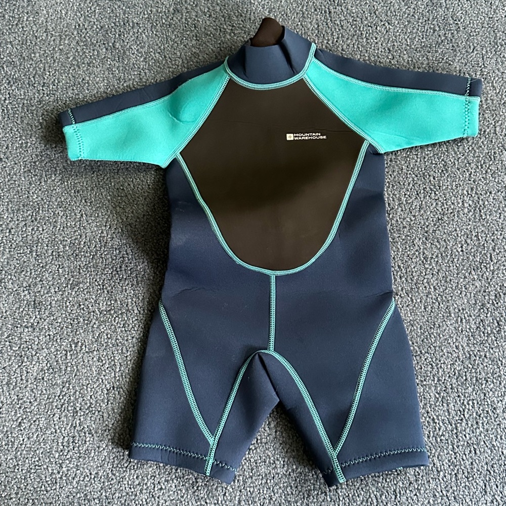 Toddler Wet Suit - brand new size 3/4 years